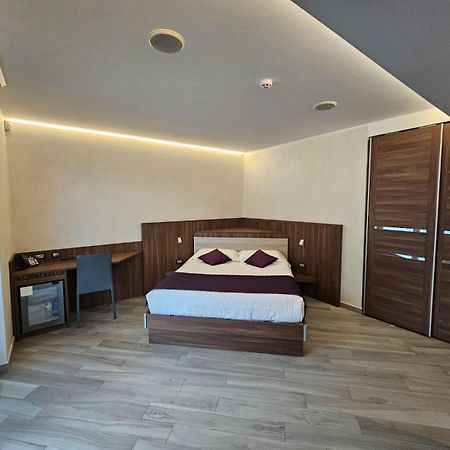 Mito Hotel Châtillon Eksteriør bilde